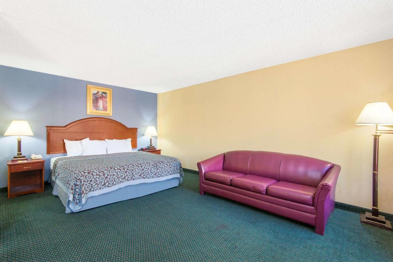 Blue Way Inn & Suites Wichita East 외부 사진